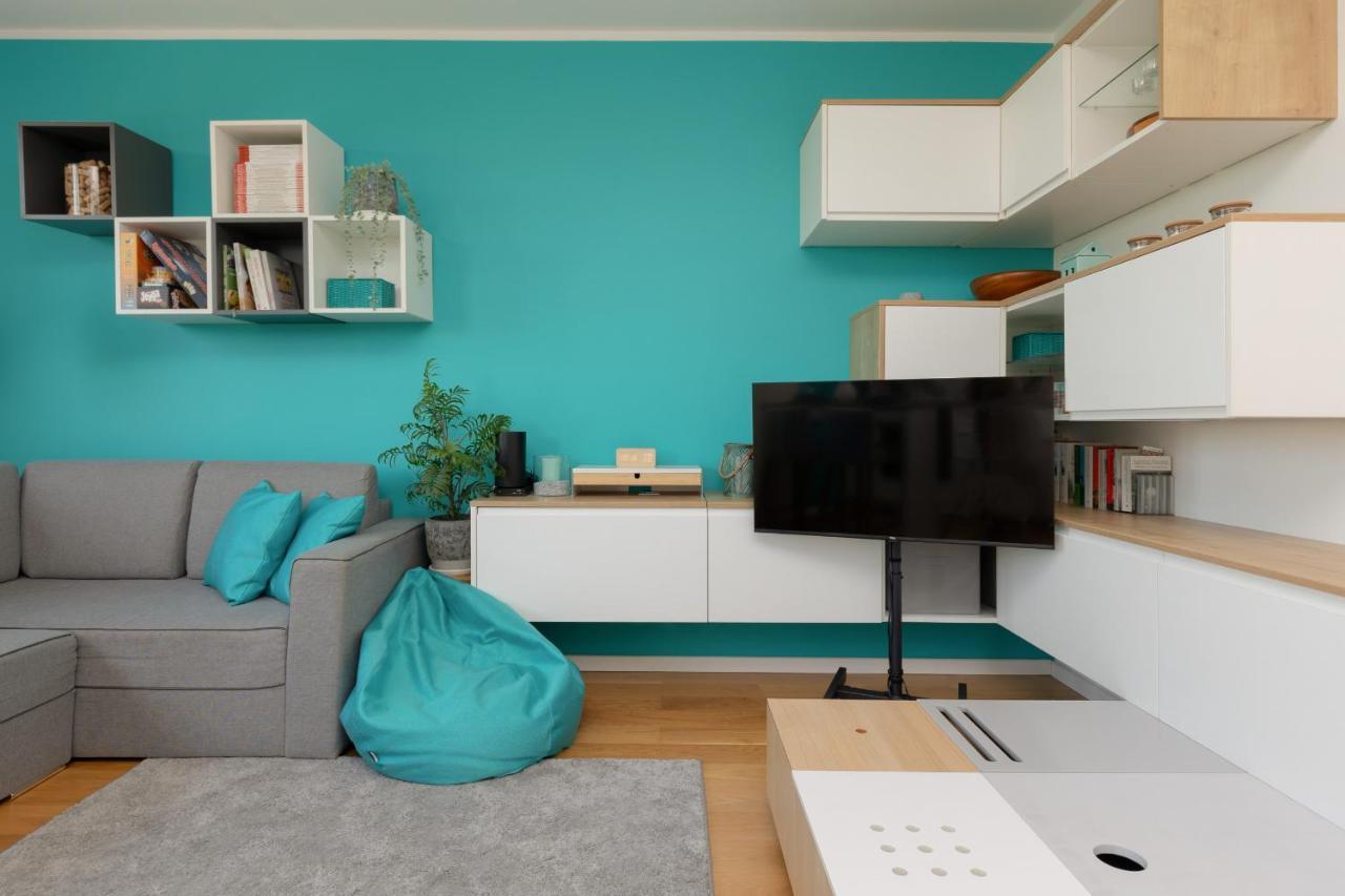 Metro Wilanowska Apartment With Parking By Noclegi Renters Warsawa Bagian luar foto